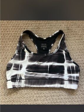Nike Black & White Abstract Racerback Sports Bra